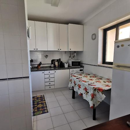 Logement Terrain De Tennis/Piscine 800M De La Mer Portimão Eksteriør bilde