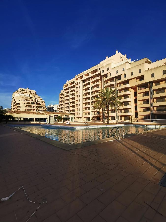 Logement Terrain De Tennis/Piscine 800M De La Mer Portimão Eksteriør bilde