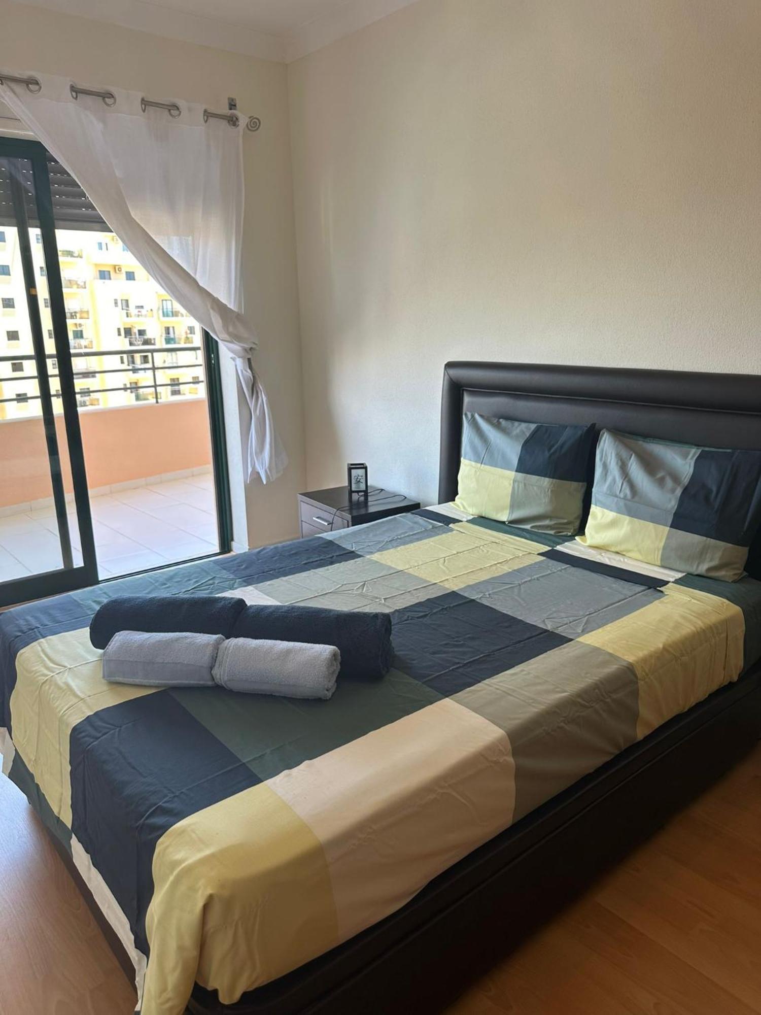 Logement Terrain De Tennis/Piscine 800M De La Mer Portimão Eksteriør bilde